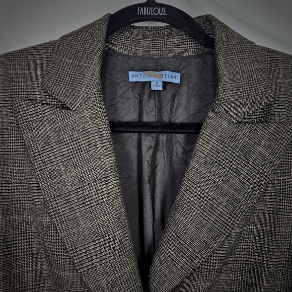 Antonio Melani Women's BlazerJacket. - Picture 5 of 12